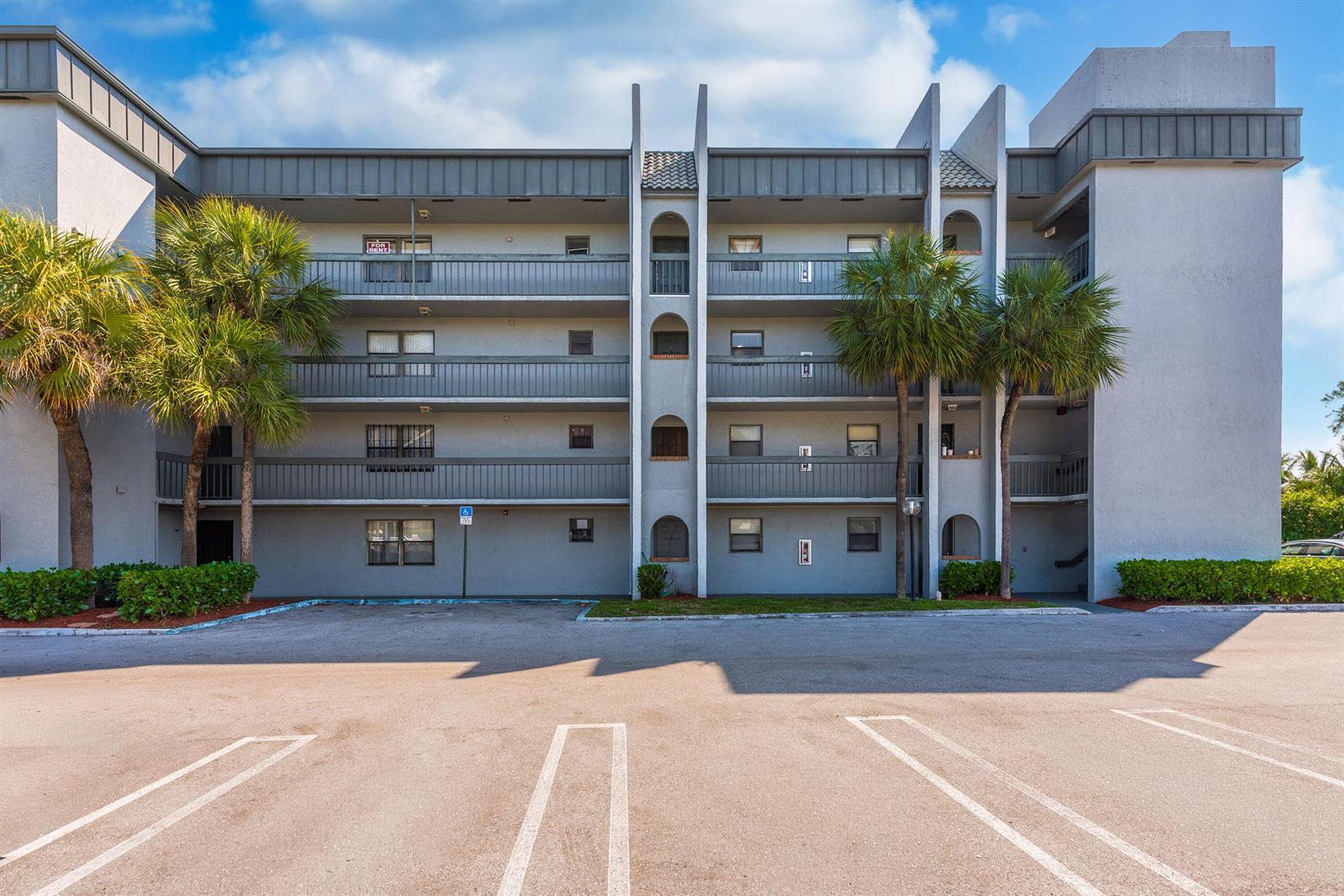 1700 N Congress # 302, West Palm Beach FL 33401 photo 2