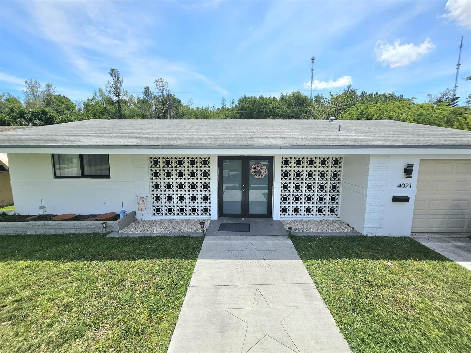 4021 E Shore Road, Miramar FL 33023