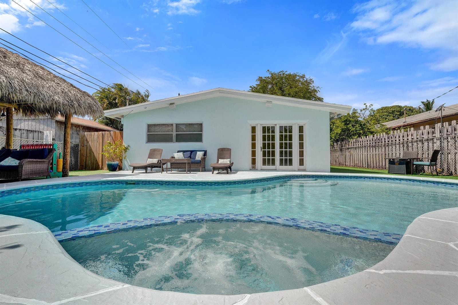 1208 NE 7th Street, Pompano Beach FL 33060 photo 3