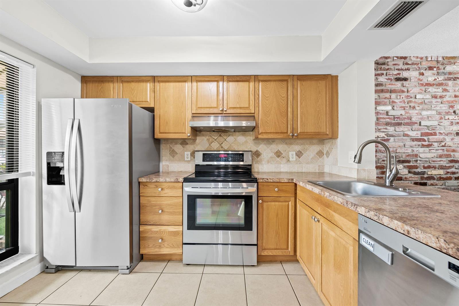 2257 SW 15th Street # 183, Deerfield Beach FL 33442 photo 3