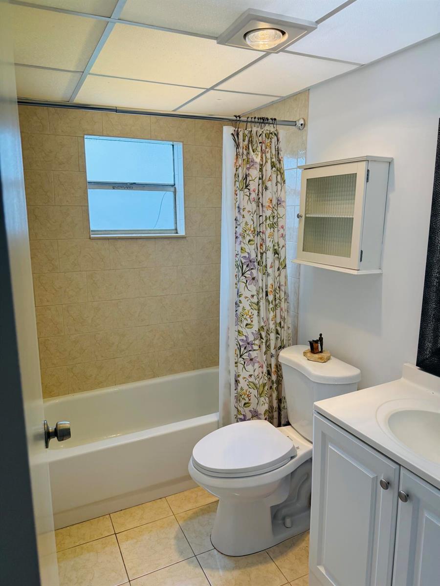 490 Normandy # K, Delray Beach FL 33484 photo 4
