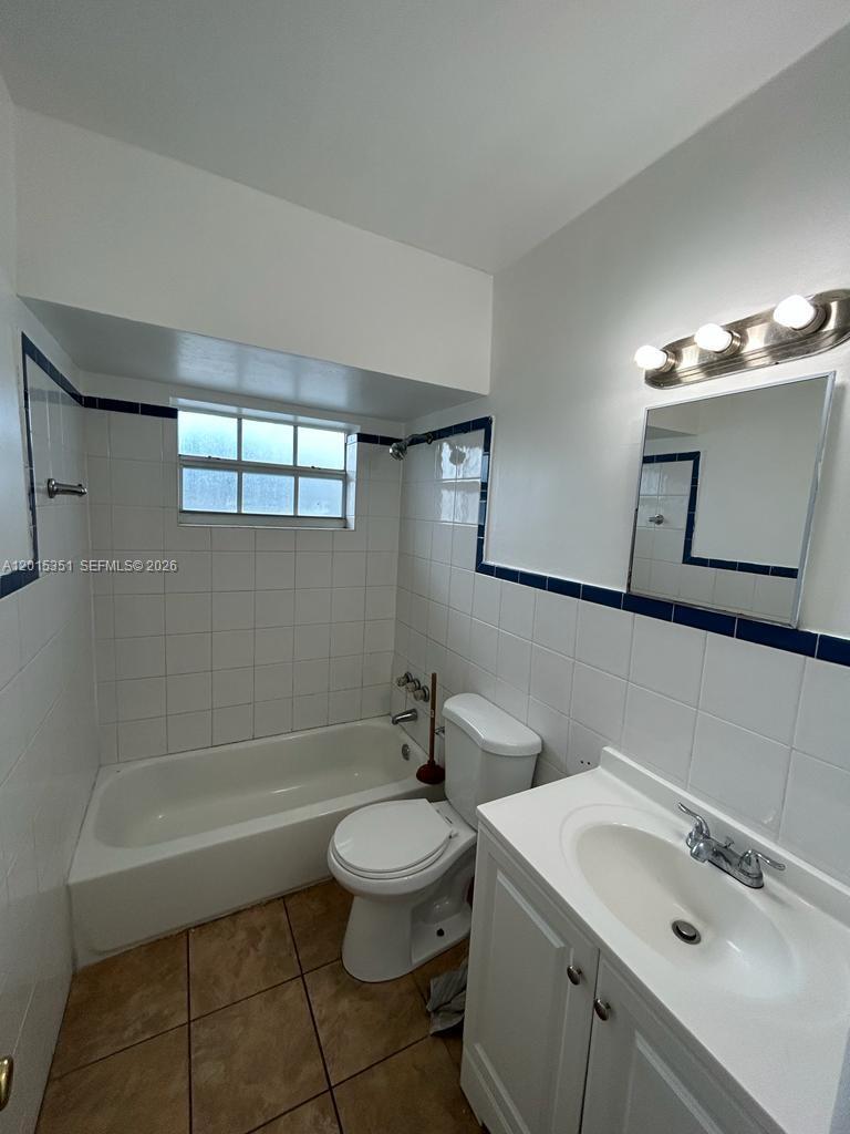 7920 East Dr # 14, North Bay Village FL 33141 photo 3