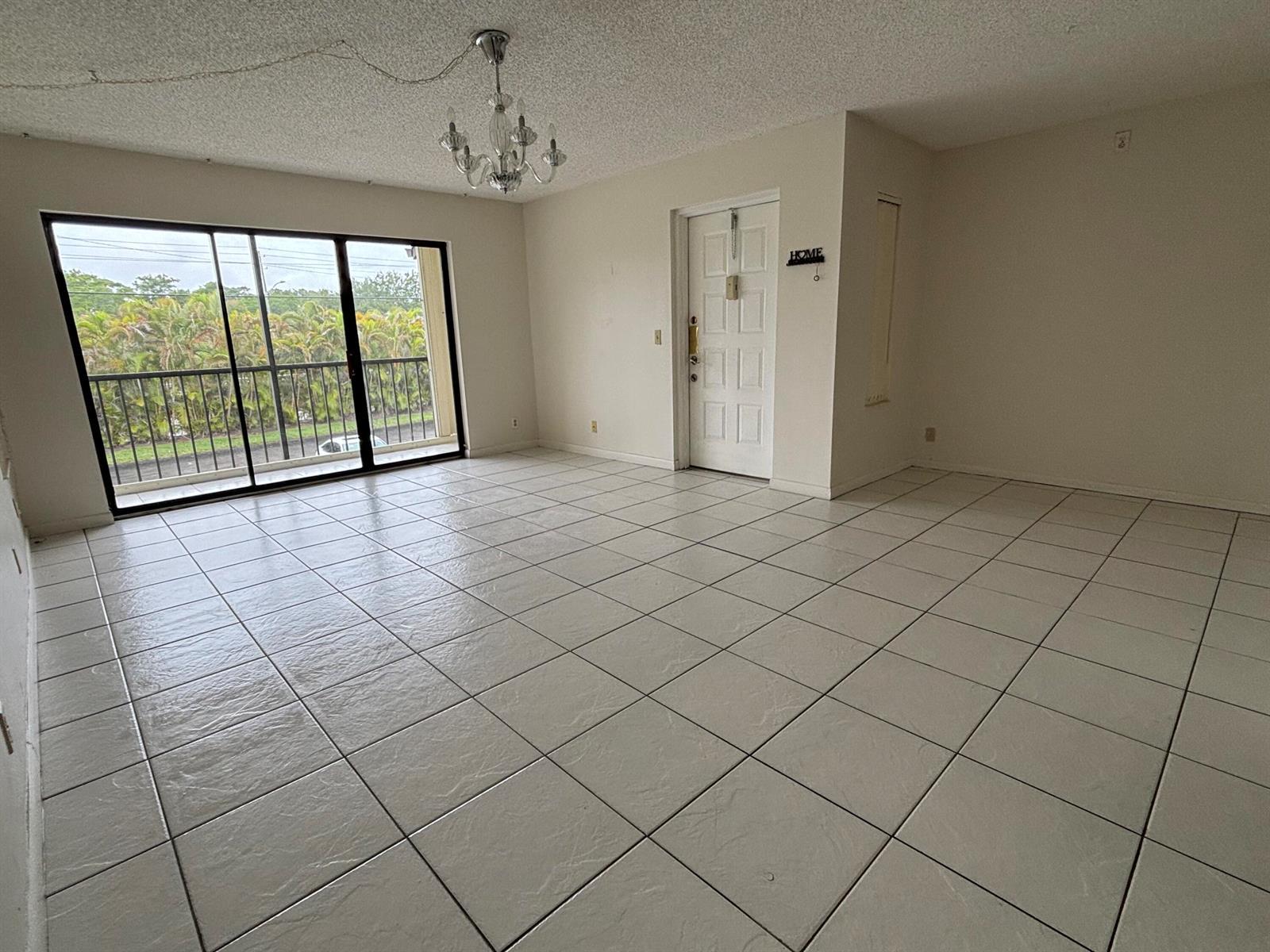 724 Sunny Pine Way # D2, FL 33415 photo 2