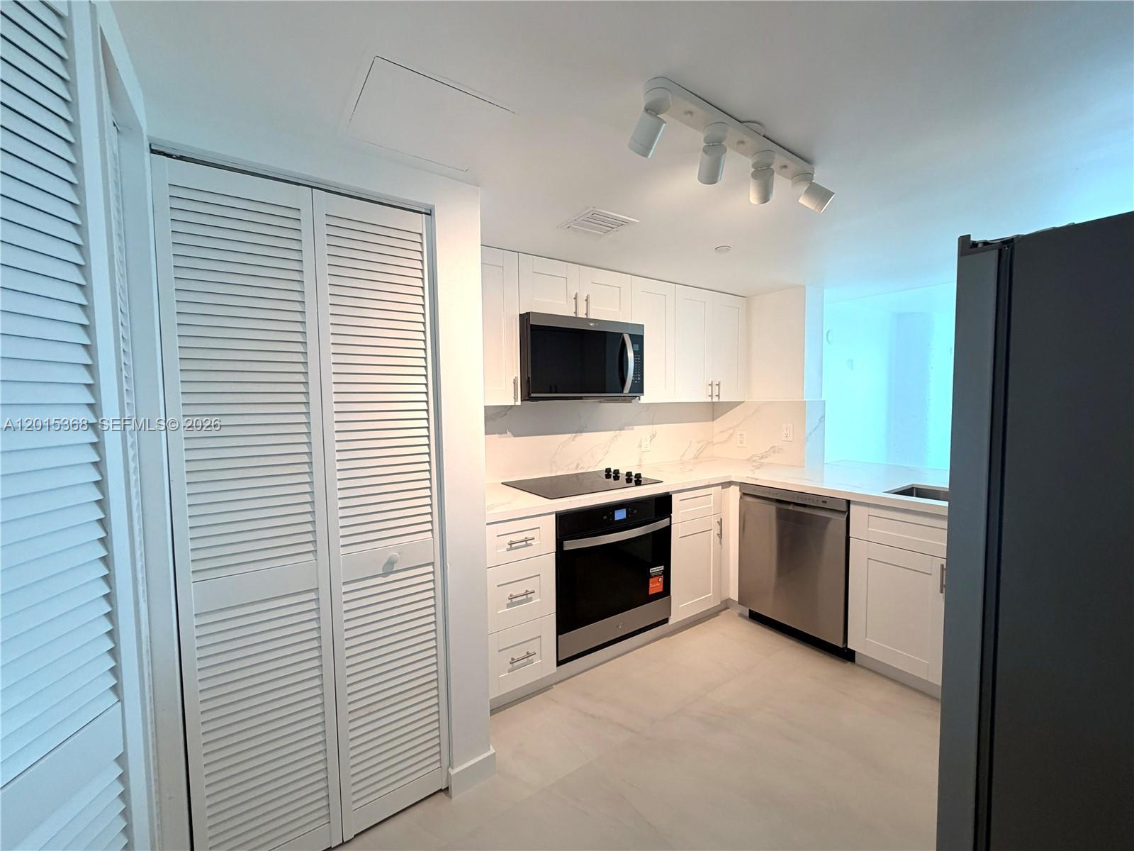 2101 Brickell Ave # 2301, Miami FL 33129 photo 3