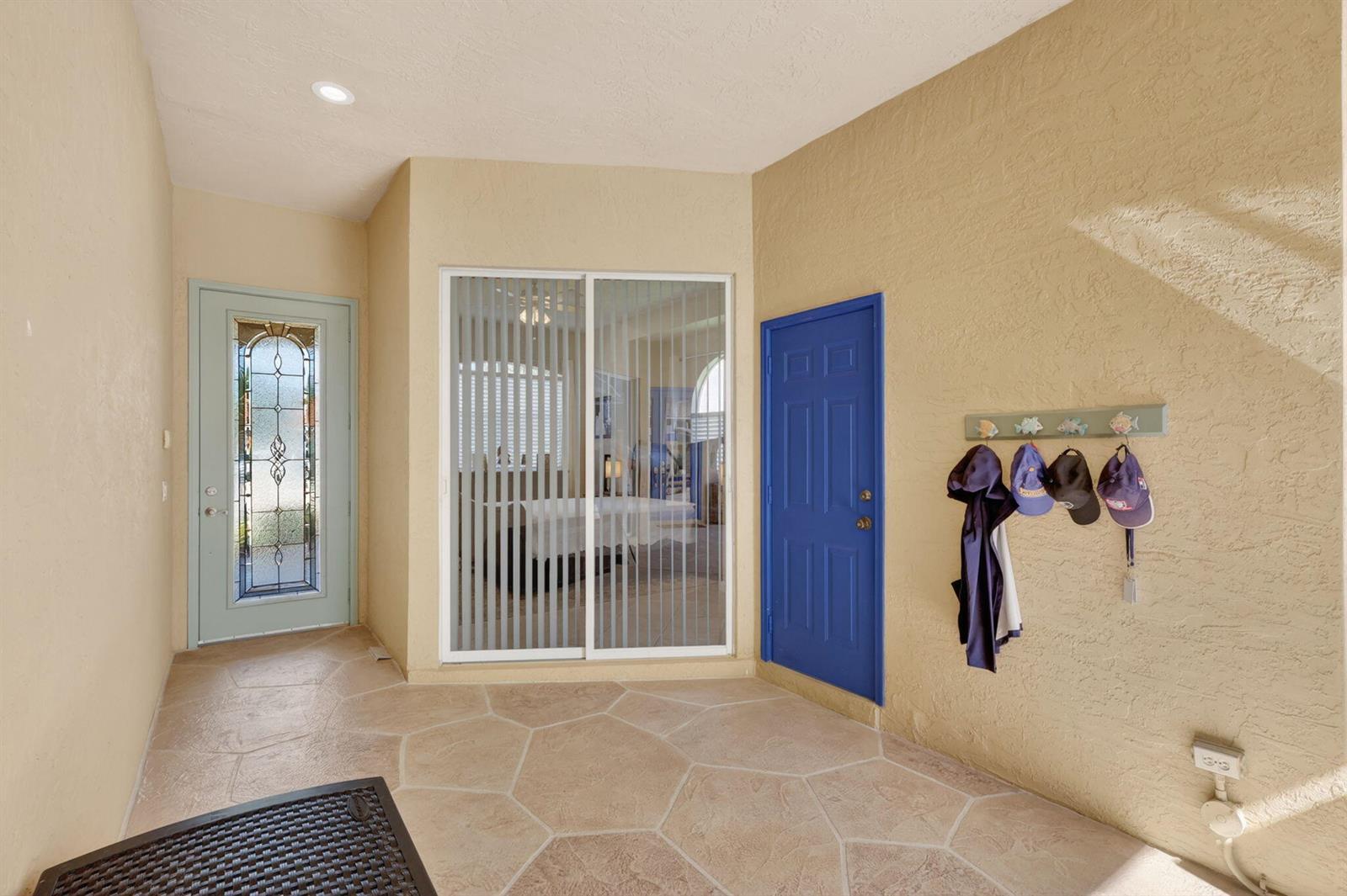 705 SW Andros Cove, Port St. Lucie FL 34986 photo 3