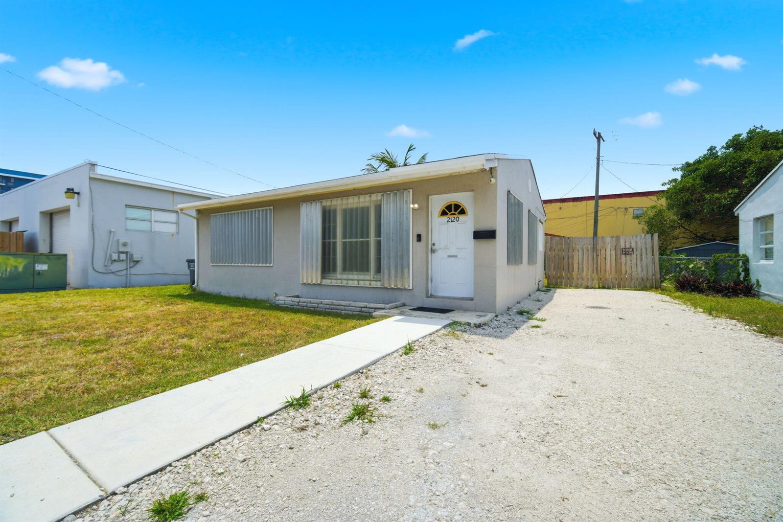 2120 Taylor Street, Hollywood FL 33020 photo 2