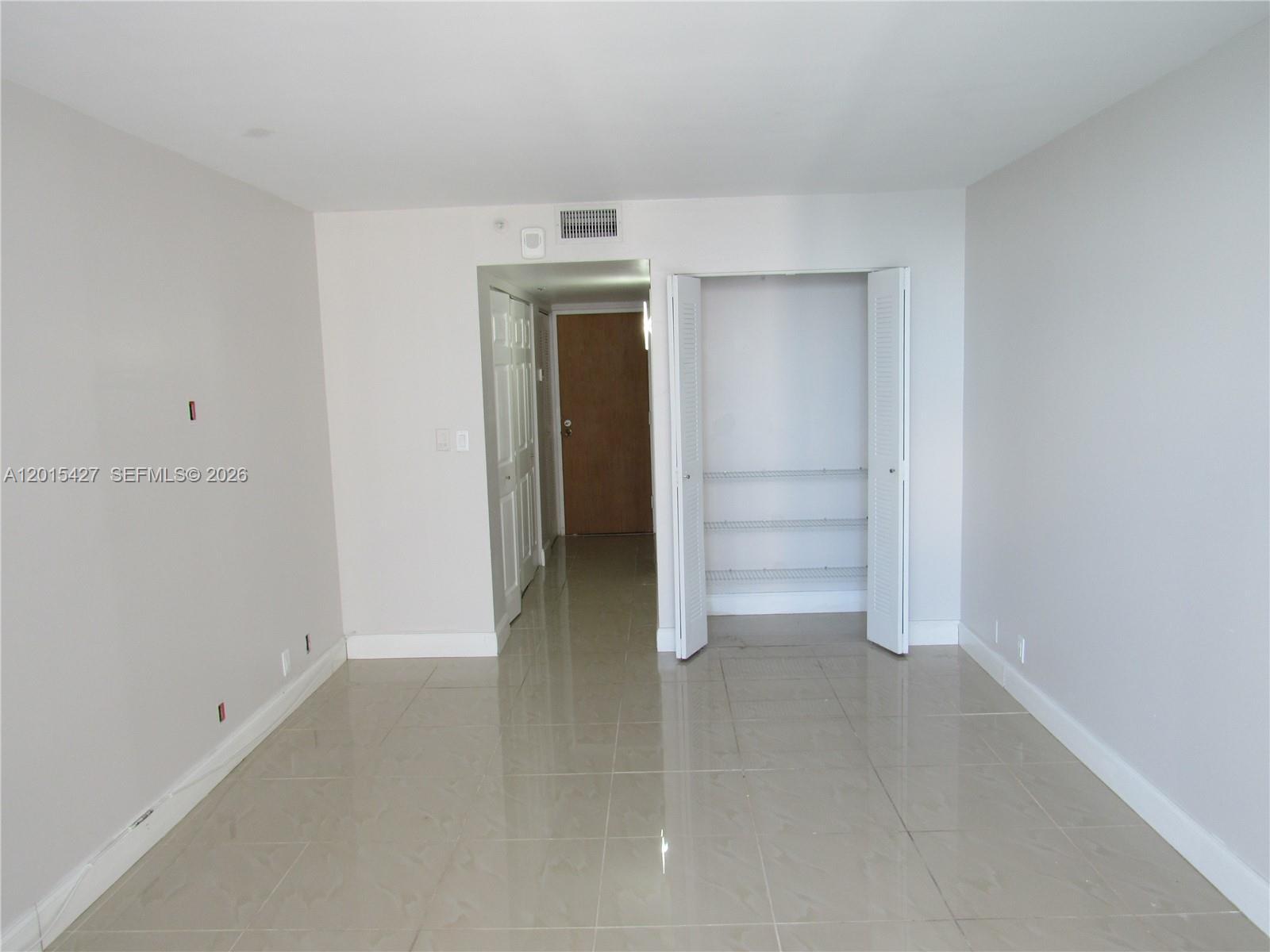 7601 E Treasure Dr # 2210, North Bay Village FL 33141 photo 5