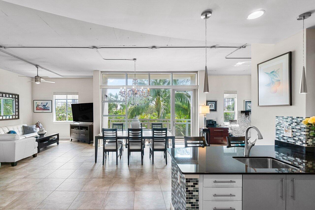 335 SE 6th Avenue # 304, Delray Beach FL 33483 photo 4