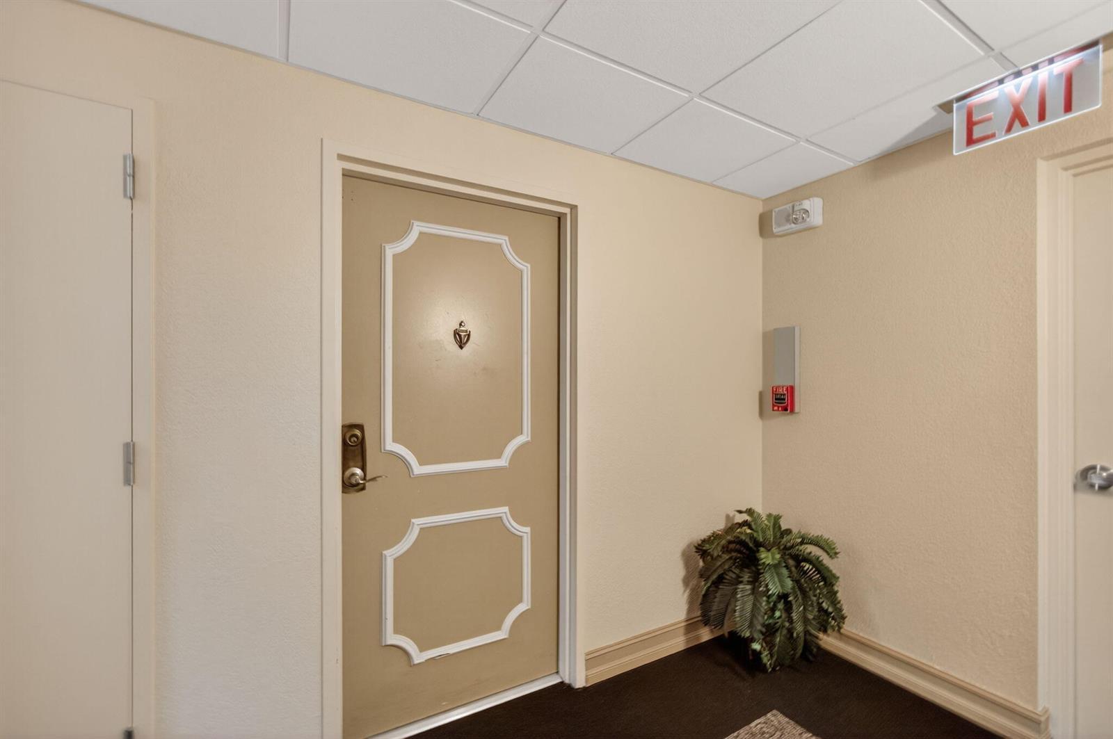 5440 N Ocean Drive # 1006, Riviera Beach FL 33404 photo 2