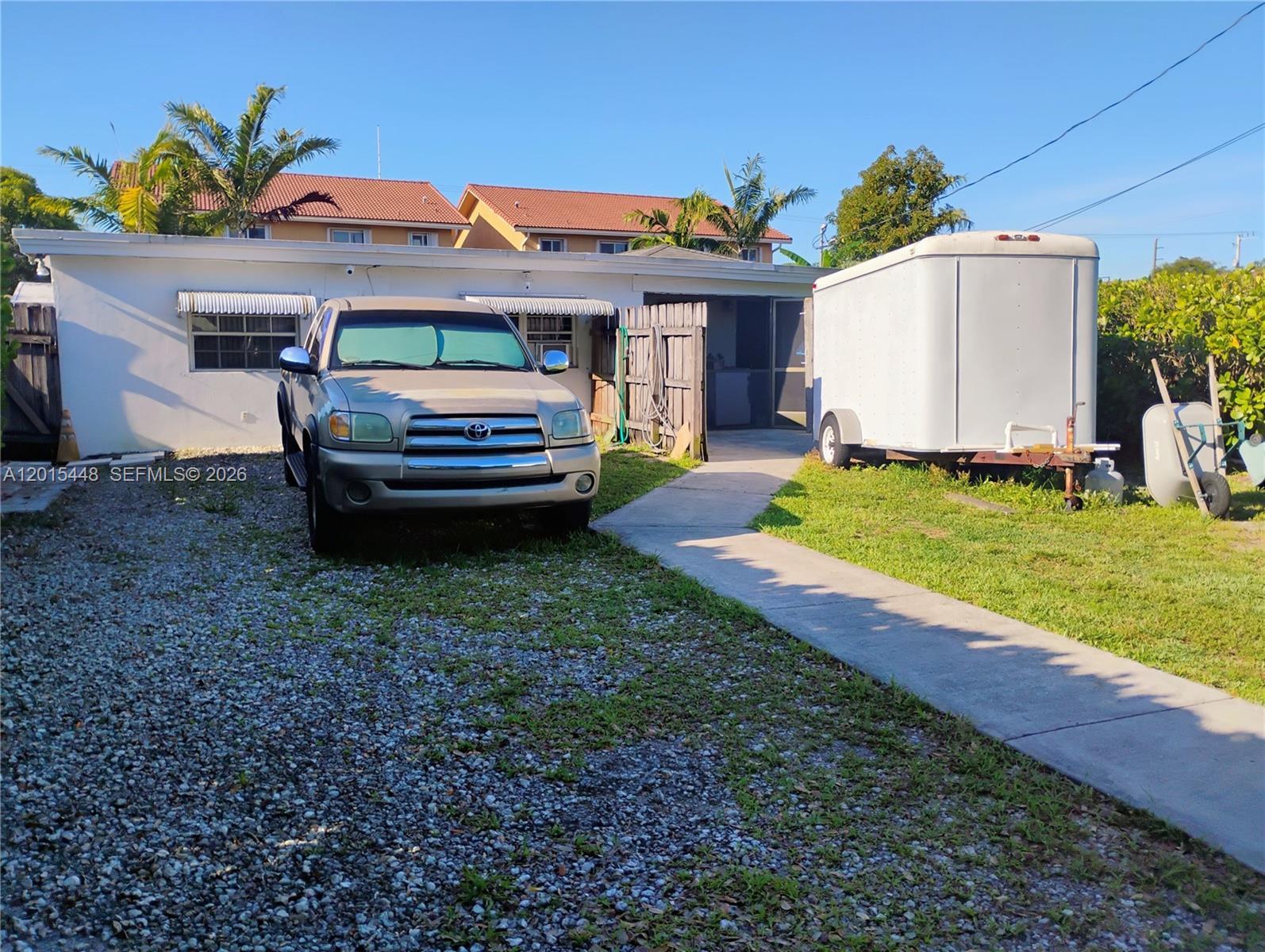 5832 Polk St, Hollywood FL 33021 photo 5