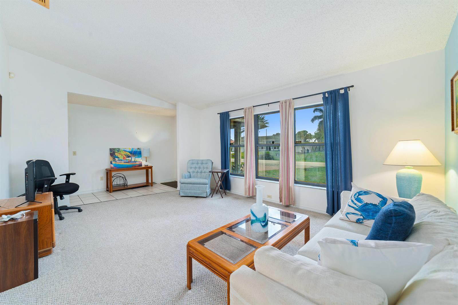 651 SW Badger Terrace, Port St. Lucie FL 34953 photo 4