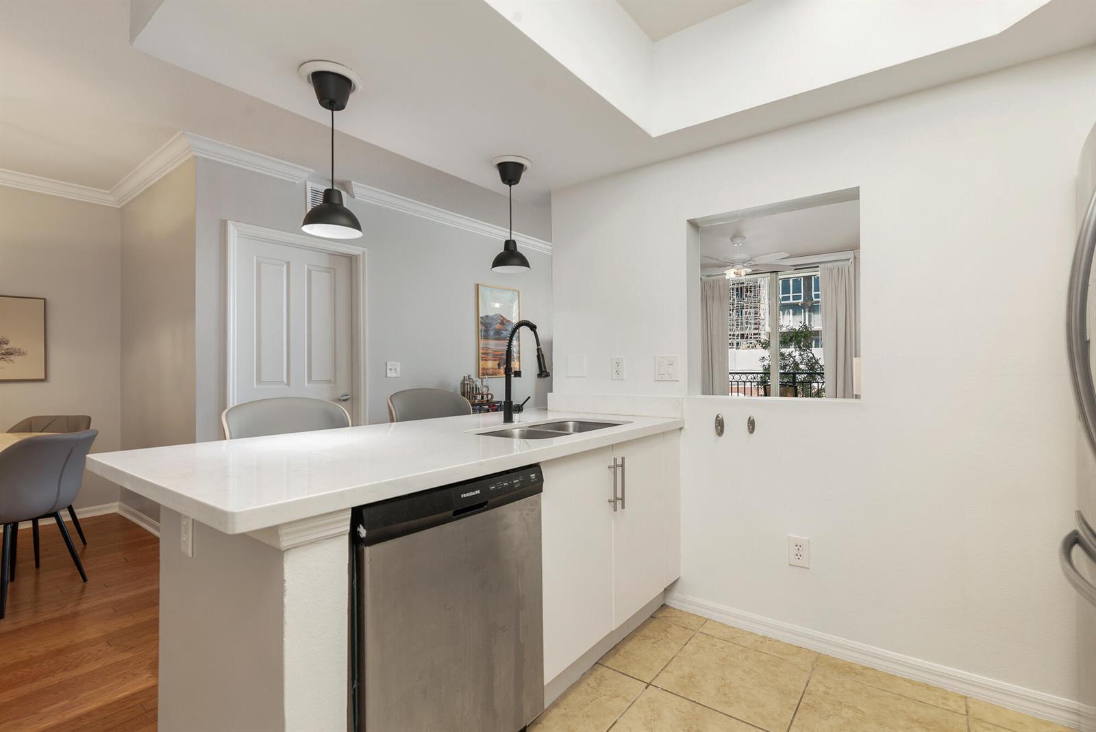 600 S Dixie Highway # 257, West Palm Beach FL 33401 photo 4