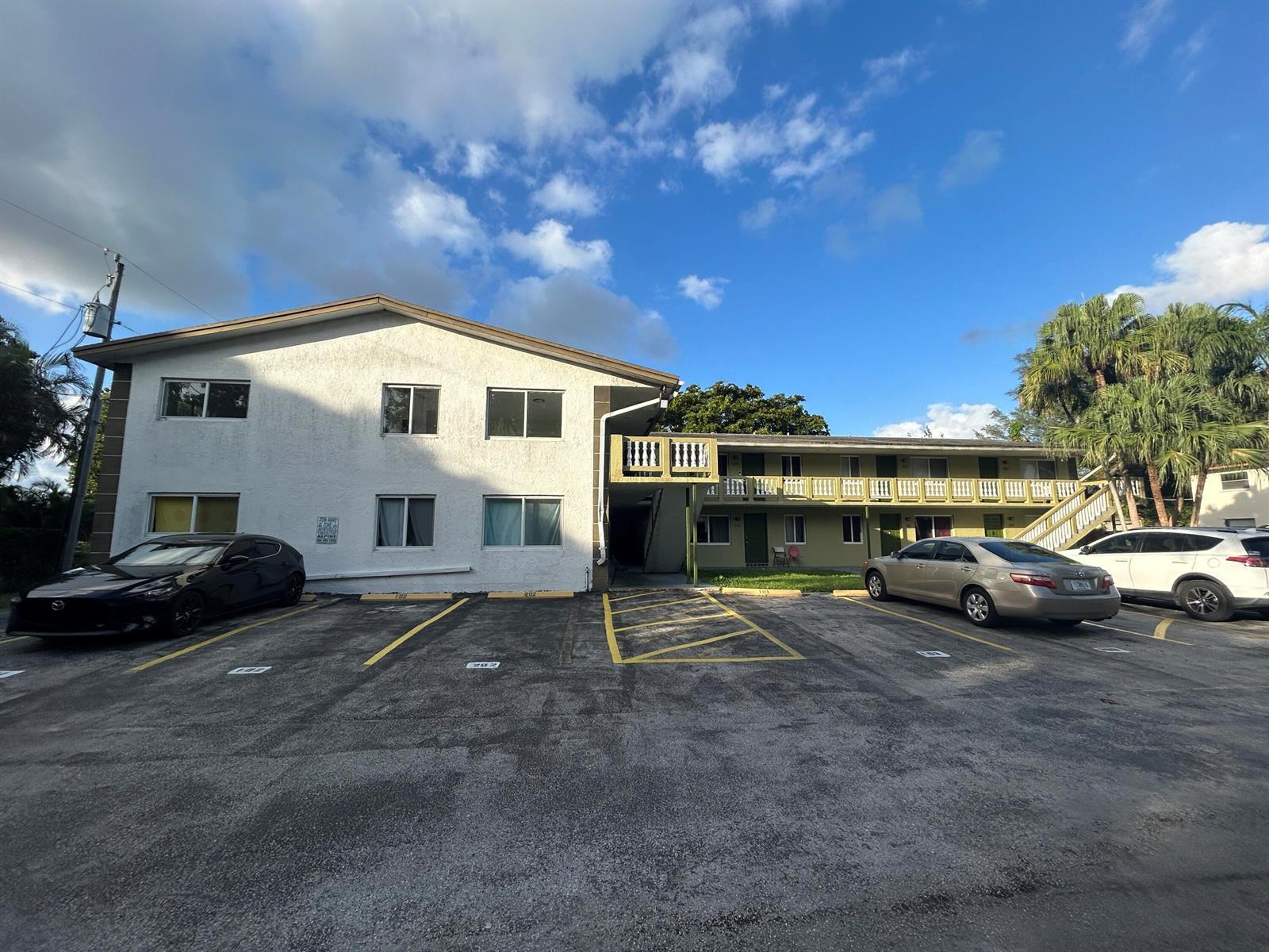 6601 SW 46th Street # 106, Davie FL 33314 photo 2