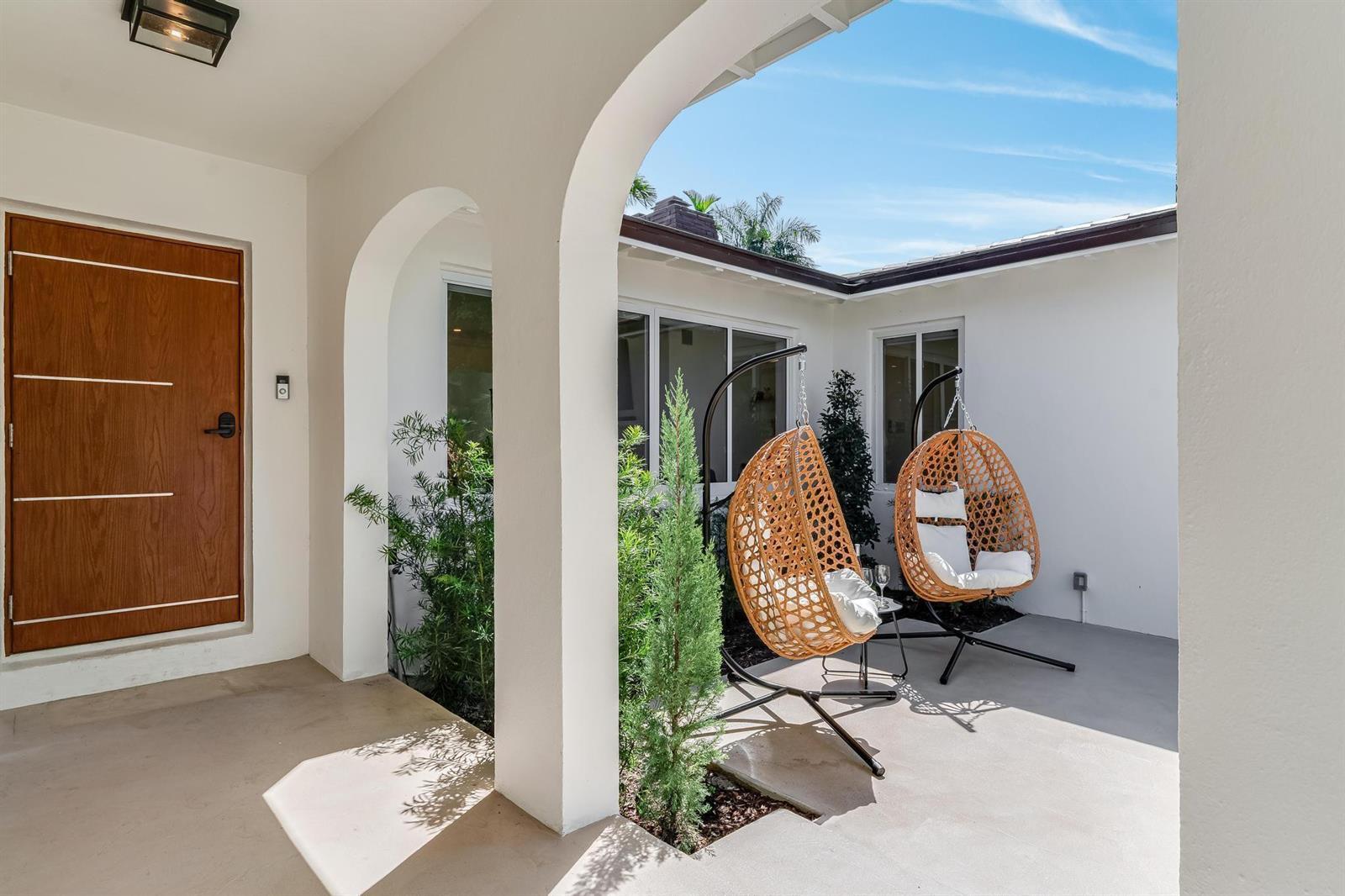 616 NE 16th Terrace, Fort Lauderdale FL 33304 photo 4