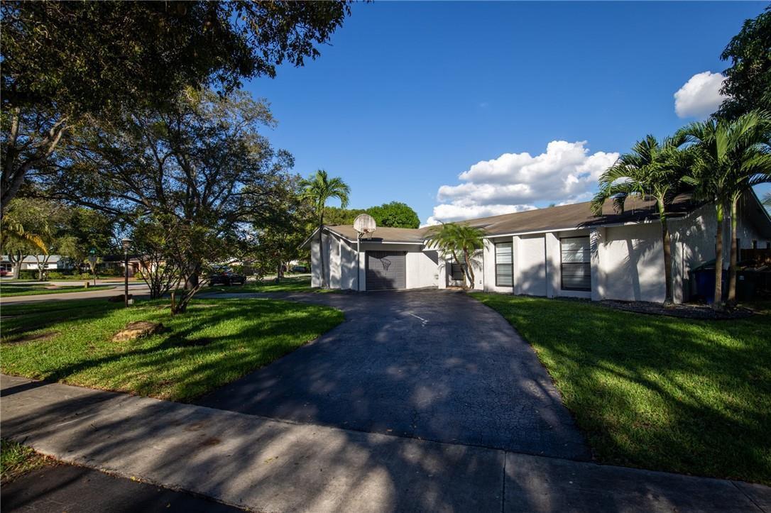 5100 SW 104th Avenue, Cooper City FL 33328 photo 3