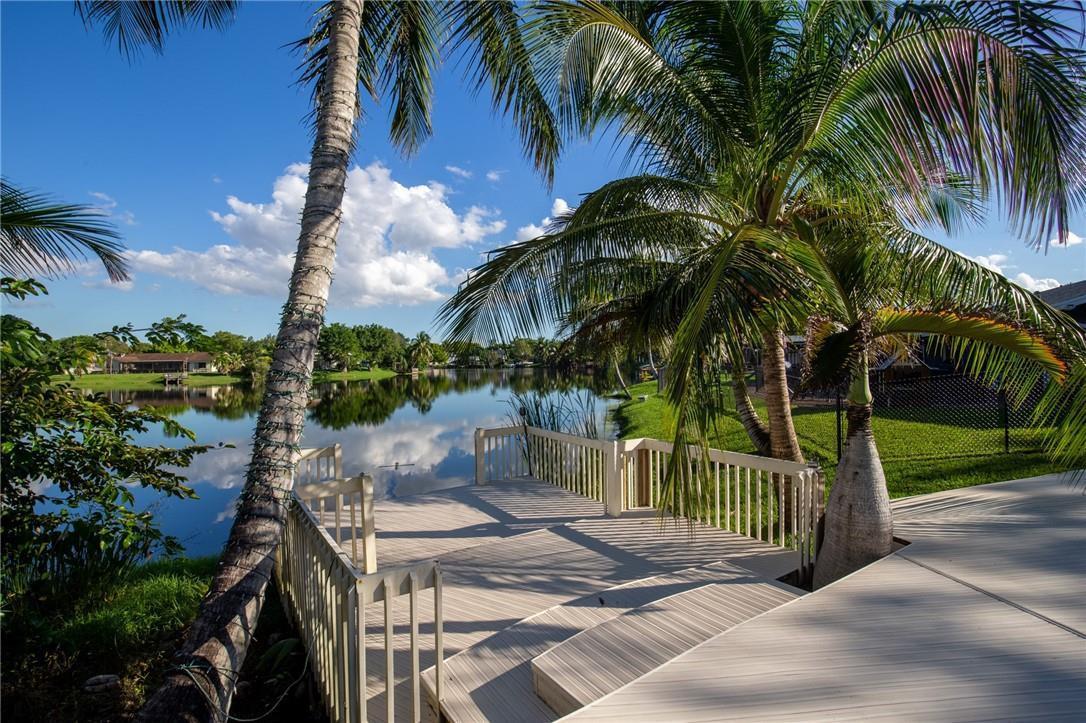 5100 SW 104th Avenue, Cooper City FL 33328