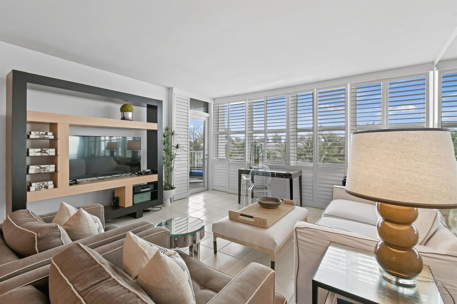 2295 S Ocean Boulevard # 505, Palm Beach FL 33480 photo 3