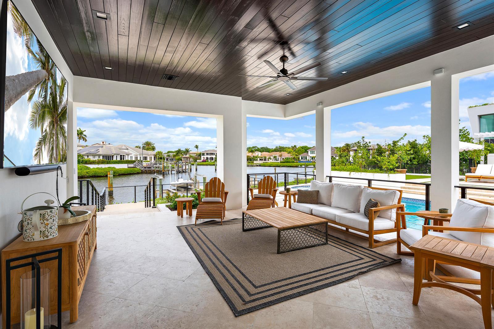 386 Eagle Drive, Jupiter FL 33477 photo 4