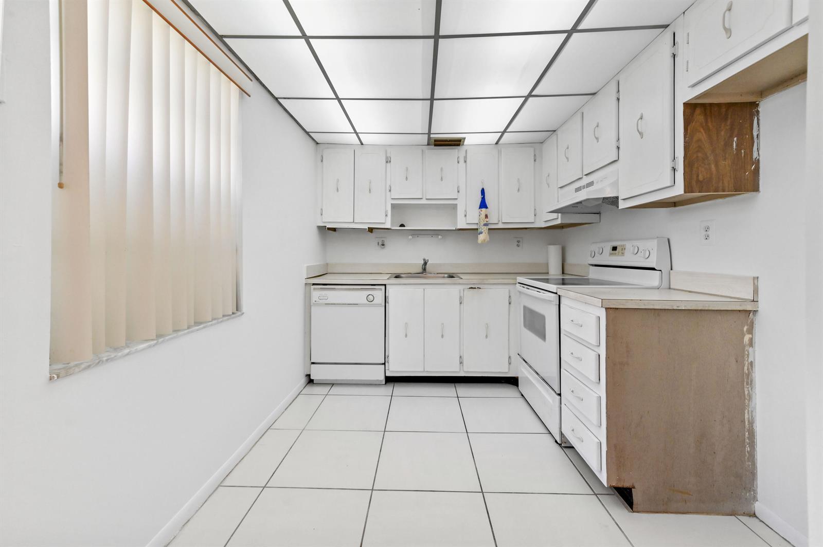 346 Capri # H, Delray Beach FL 33484 photo 5