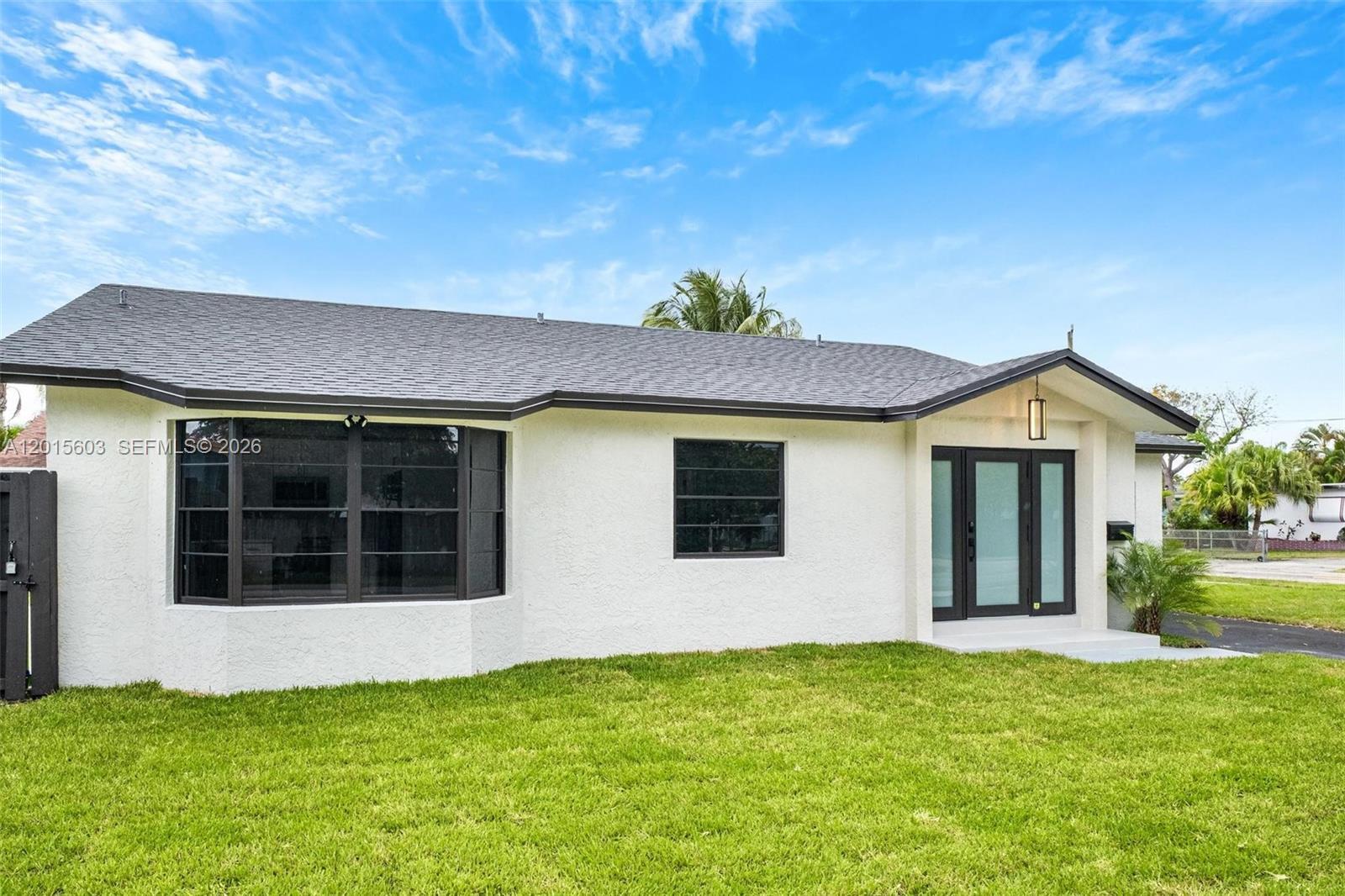 2060 N 26th Ave, Hollywood FL 33020 photo 5