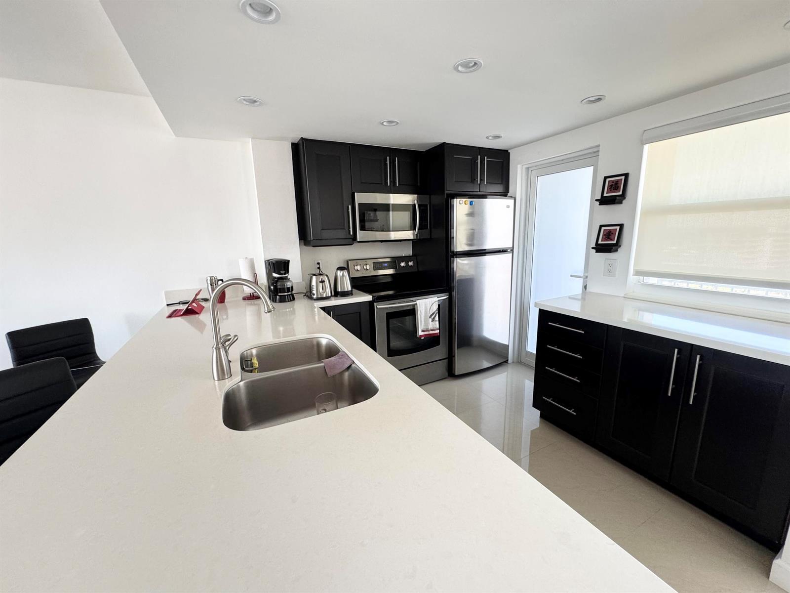 201 N Ocean Boulevard, Pompano Beach FL 33062 photo 2