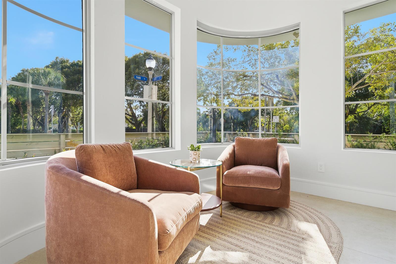 785 Park Place, West Palm Beach FL 33401 photo 5