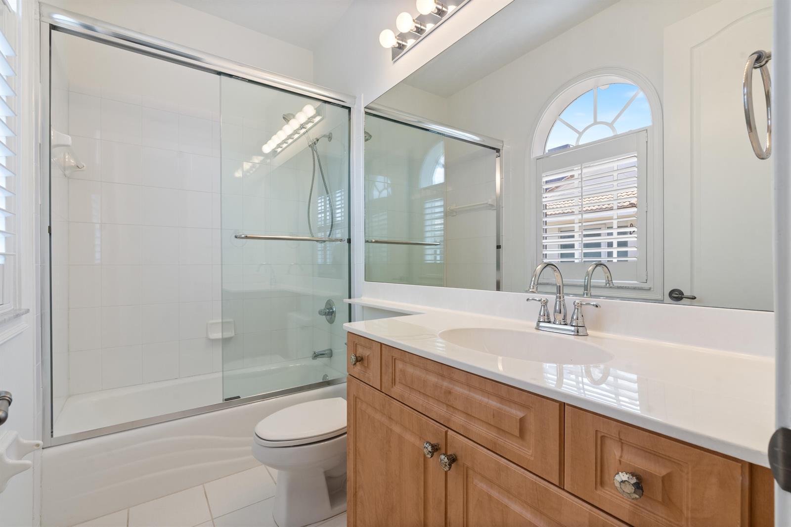 504 SE 7th Street # 202, Fort Lauderdale FL 33301 photo 2