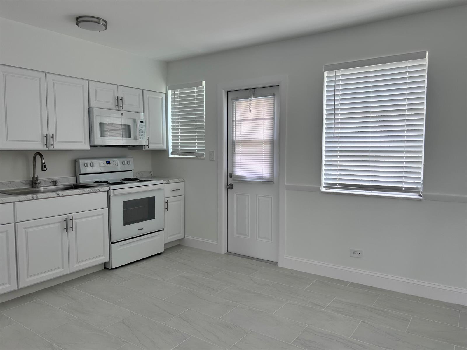 630 Prosperity Farms Road # 2, North Palm Beach FL 33408 photo 5