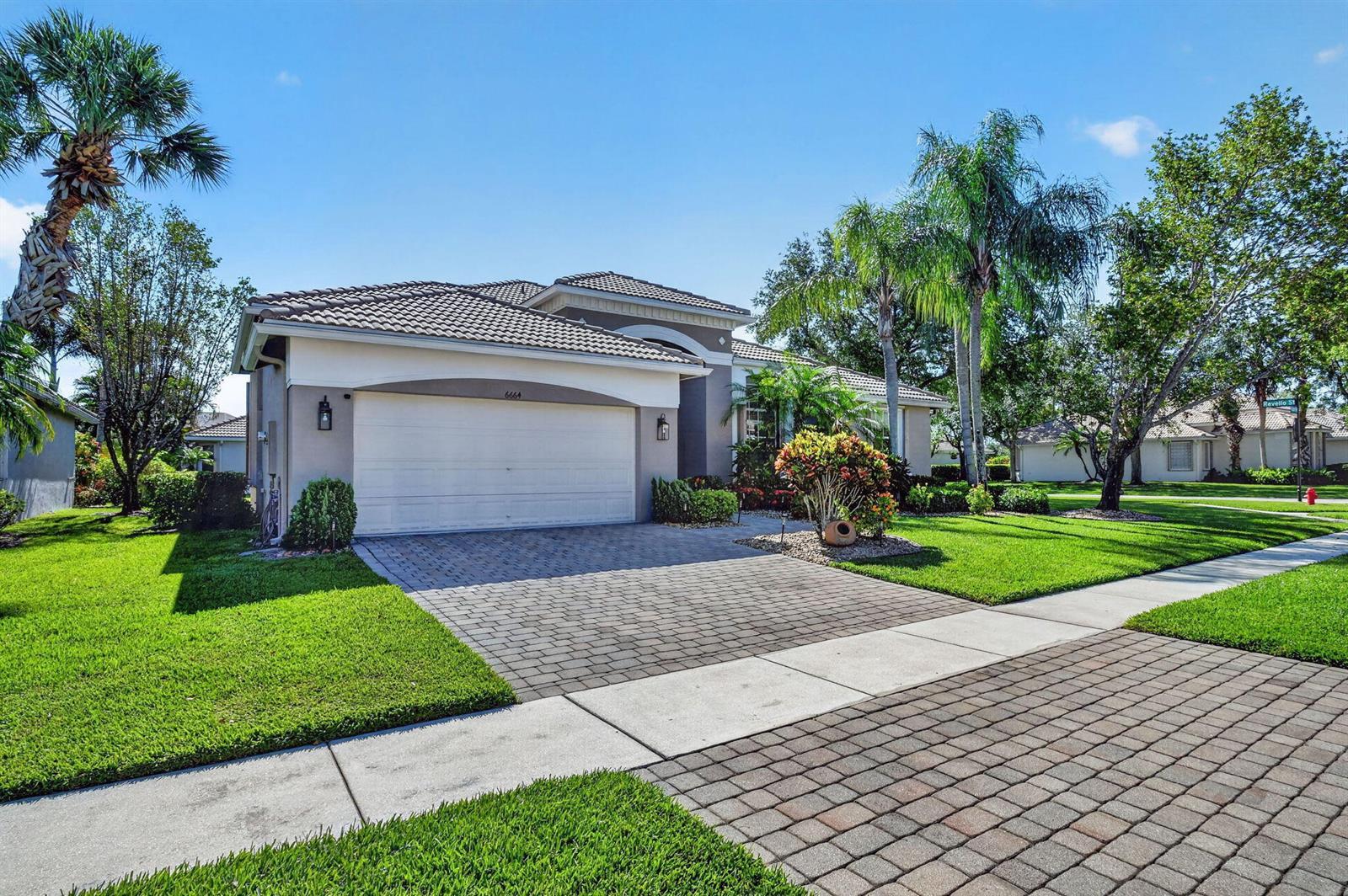 6664 Murano Way, Lake Worth FL 33467 photo 3