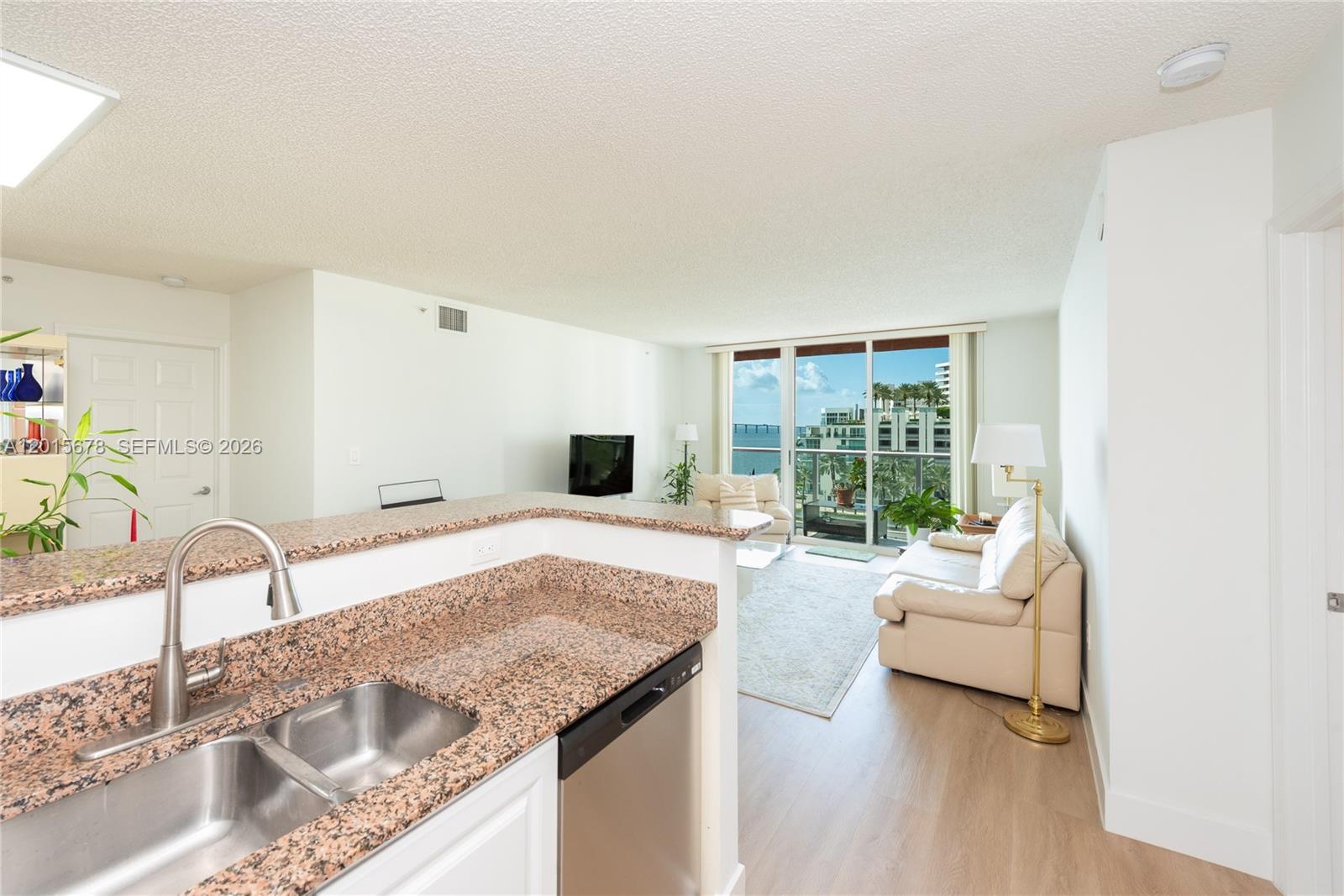 1155 Brickell Bay Dr # 609, Miami FL 33131 photo 4