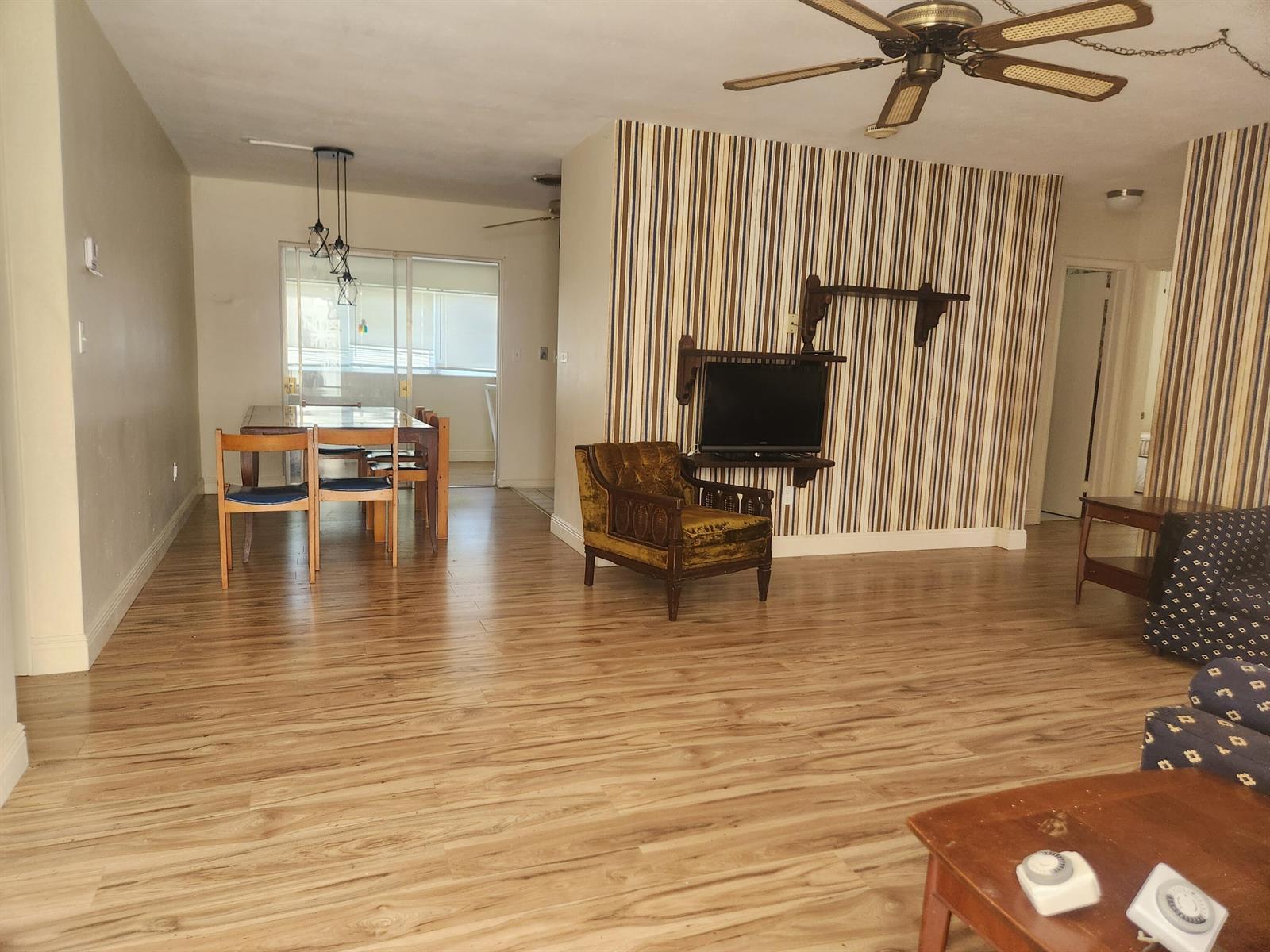 1624 NE 31st Court, Pompano Beach FL 33064 photo 2