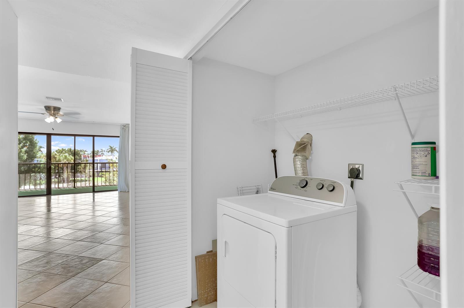 4290 Deste Court # 301, Lake Worth FL 33467