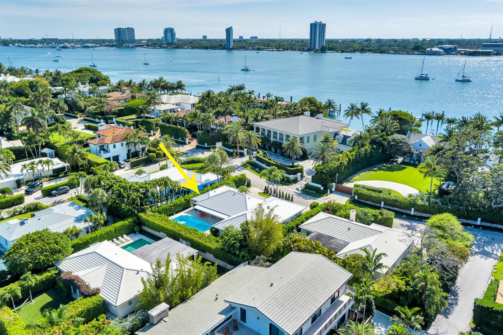 1465 N Lake Way, Palm Beach FL 33480 photo 2