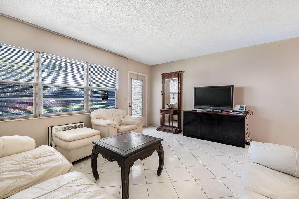 301 Preston H # 301, Boca Raton FL 33434 photo 5