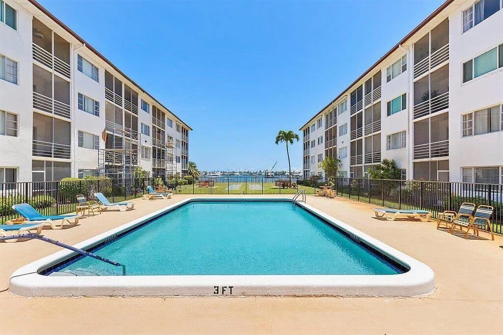 4500 N Flagler Drive # D9, West Palm Beach FL 33407 photo 4