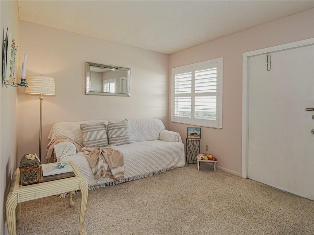 21 Pine Arbor Lane # 104, Vero Beach FL 32962 photo 4