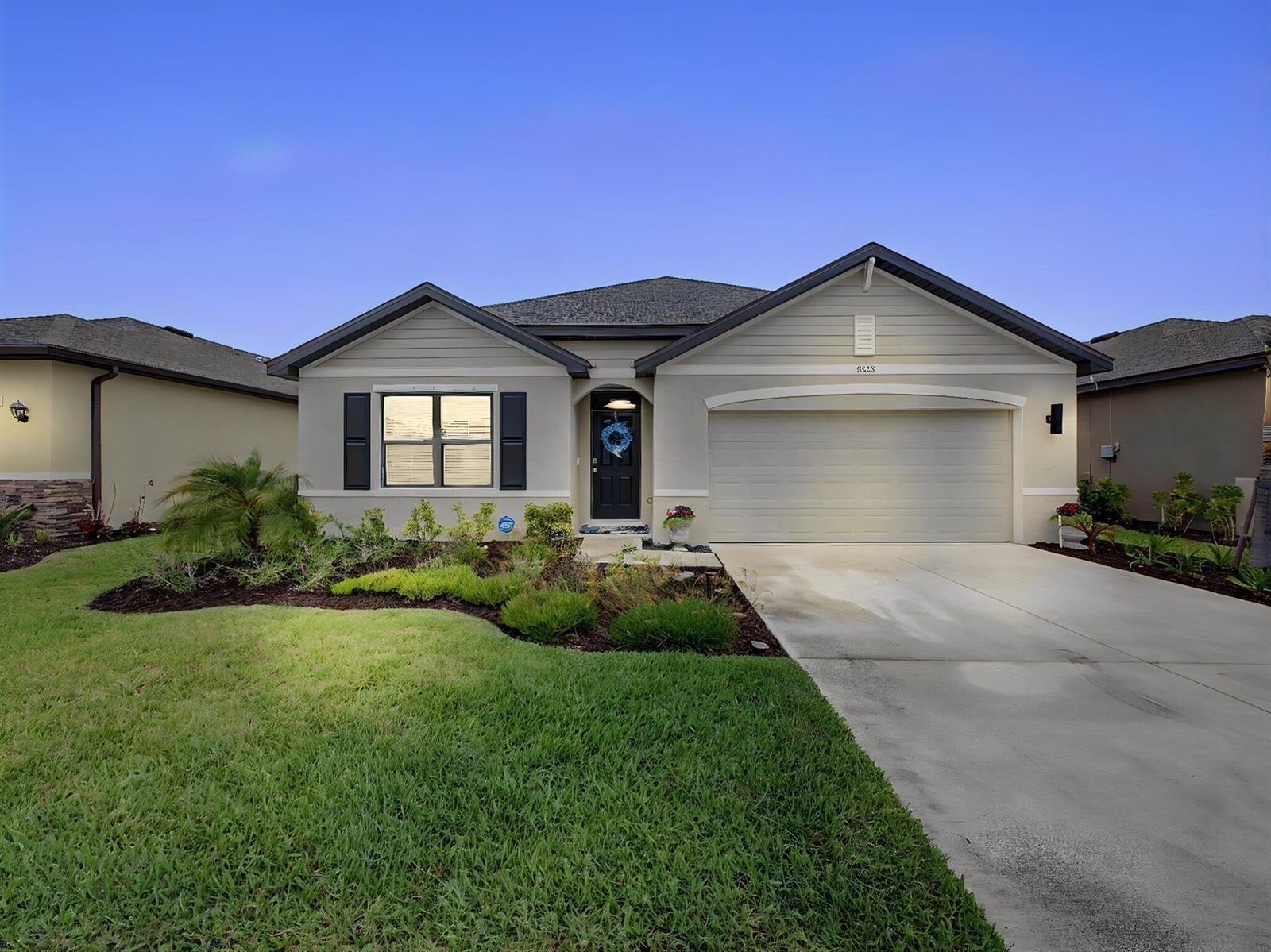 9868 SW Triton Way, Port St. Lucie FL 34987