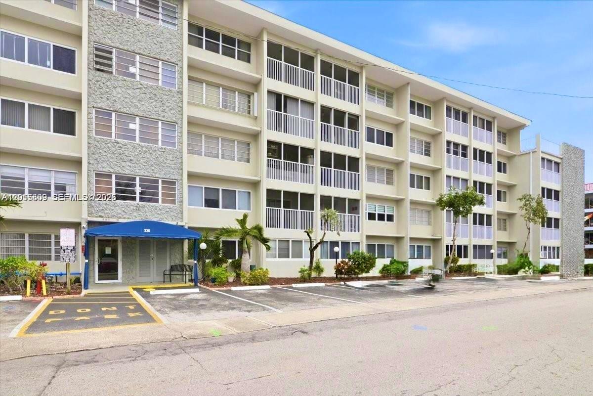 330 SE 2nd St # 101G, Hallandale Beach FL 33009 photo 4
