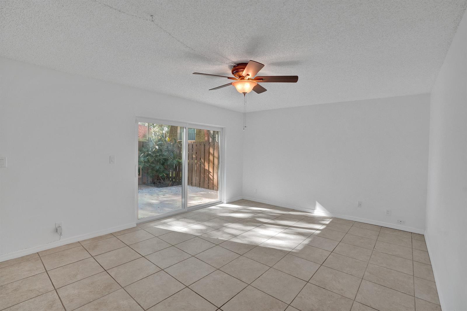 9110 SW 22nd Court # D, Davie FL 33324 photo 5