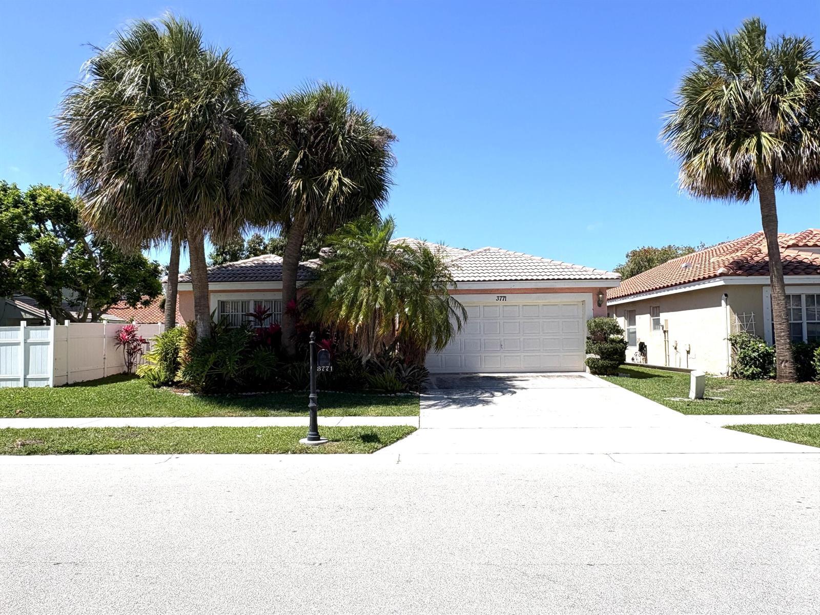 3771 Newport Avenue, Boynton Beach FL 33436 photo 2