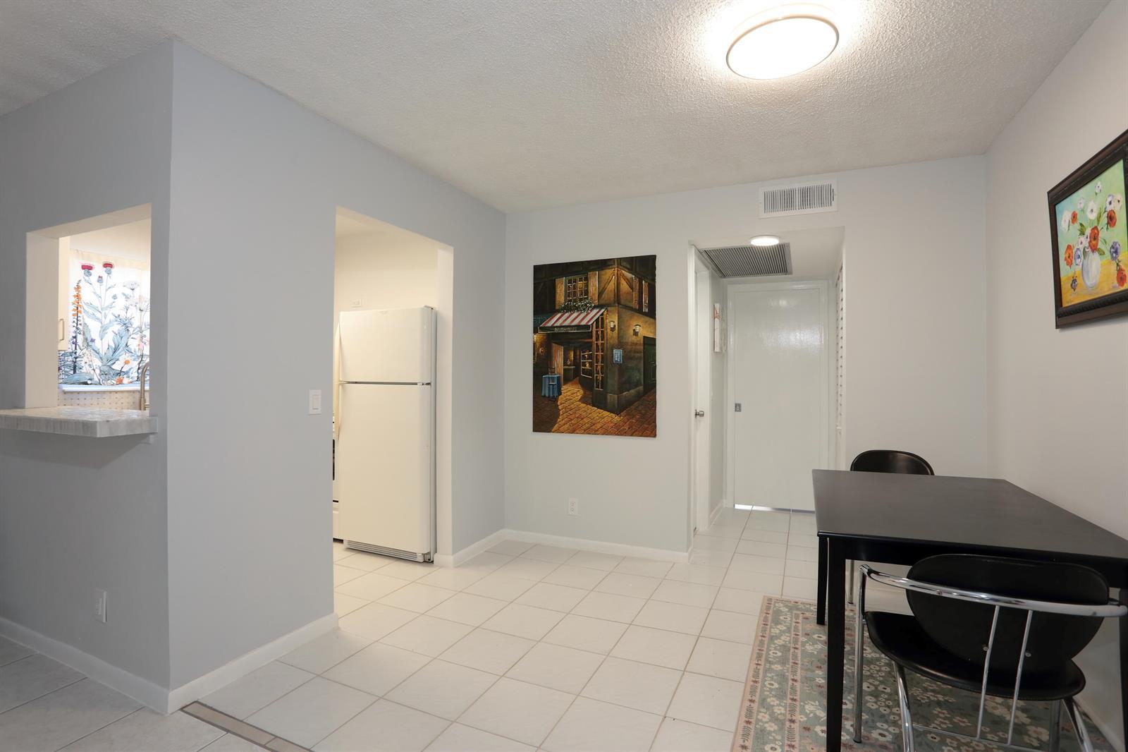 331 Windsor O, West Palm Beach FL 33417 photo 5