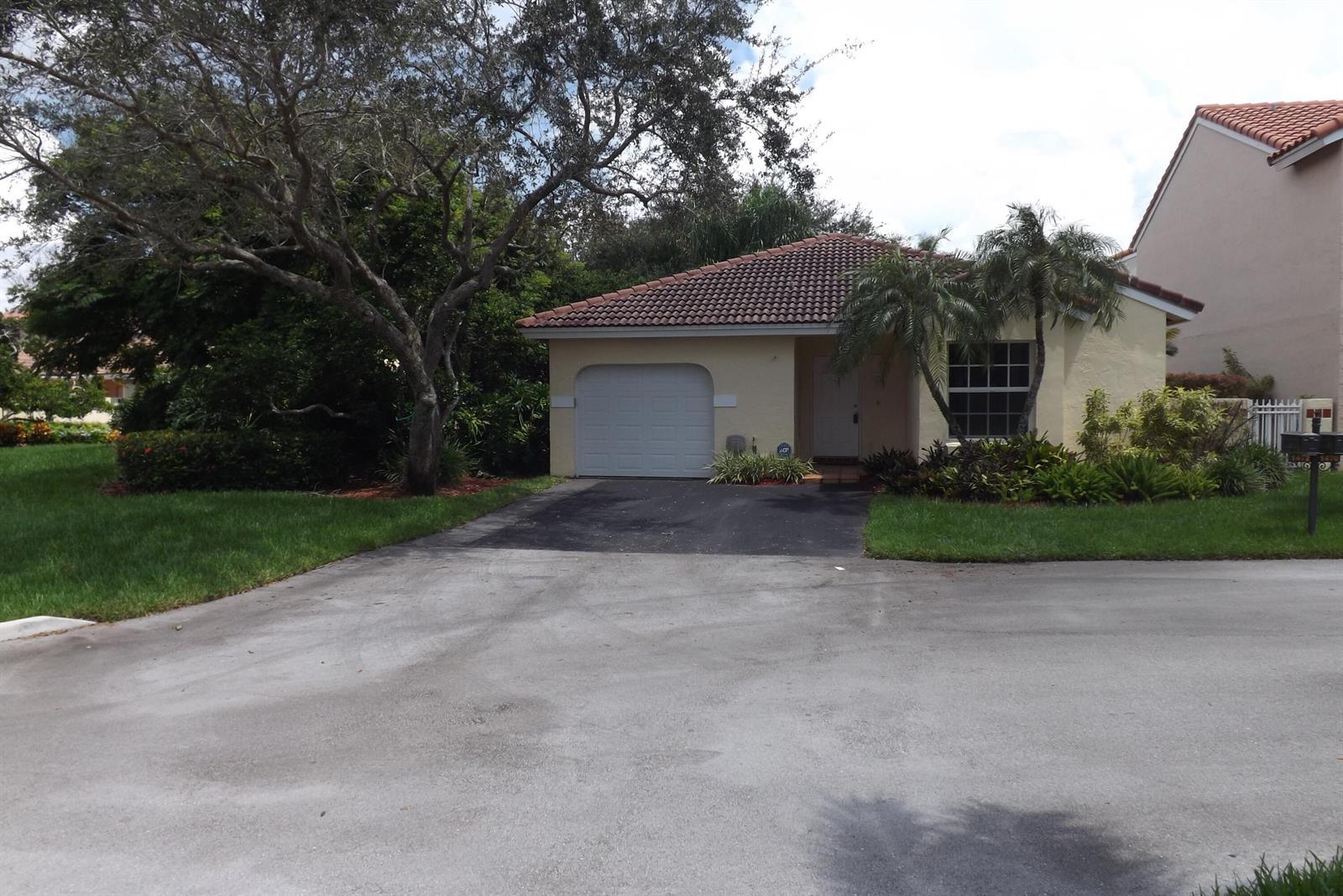 1472 Garden Road, Weston FL 33326 photo 2