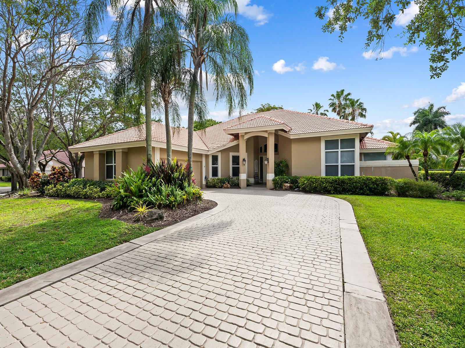 1207 Manor Drive S, Weston FL 33326 photo 3