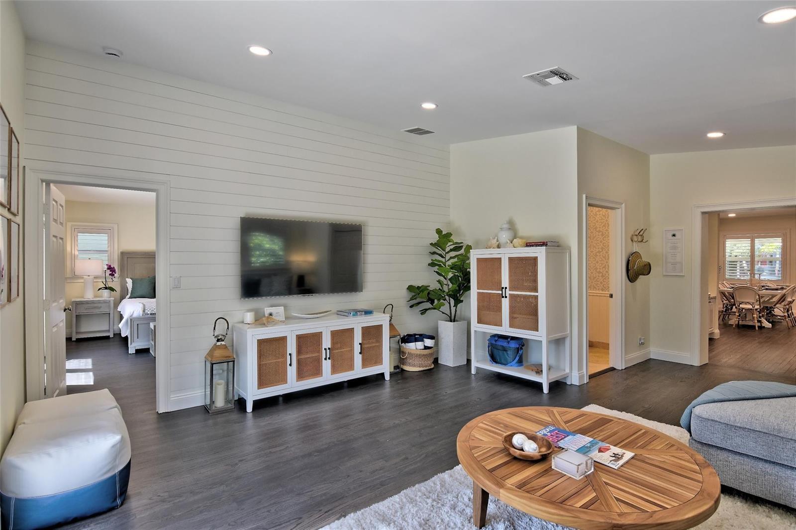 518 NE 13th Avenue, Fort Lauderdale FL 33301 photo 4