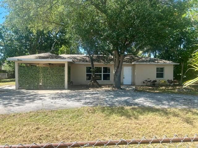 4122 Bougainvillea Street, West Palm Beach FL 33406
