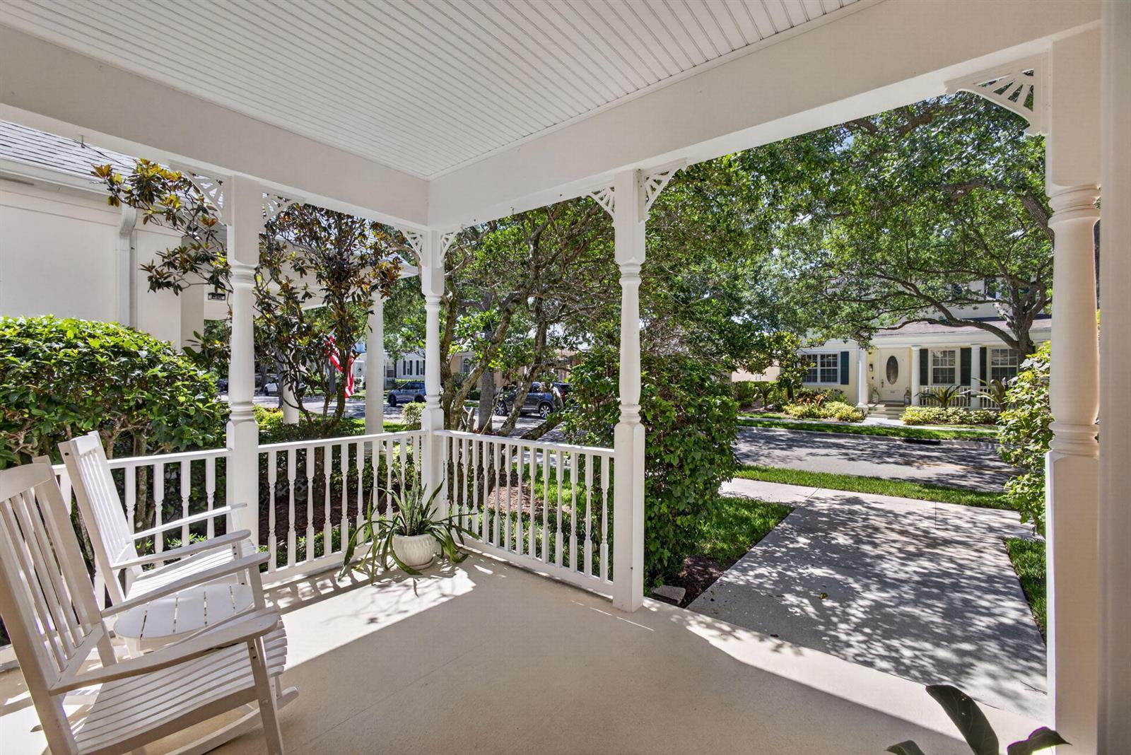 111 Honeysuckle Drive, Jupiter FL 33458 photo 5