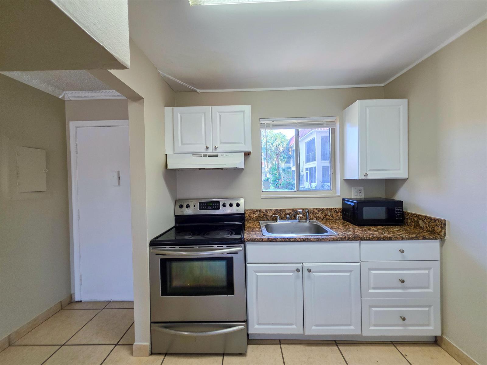 6100 Forest Hill Boulevard # 109, West Palm Beach FL 33415