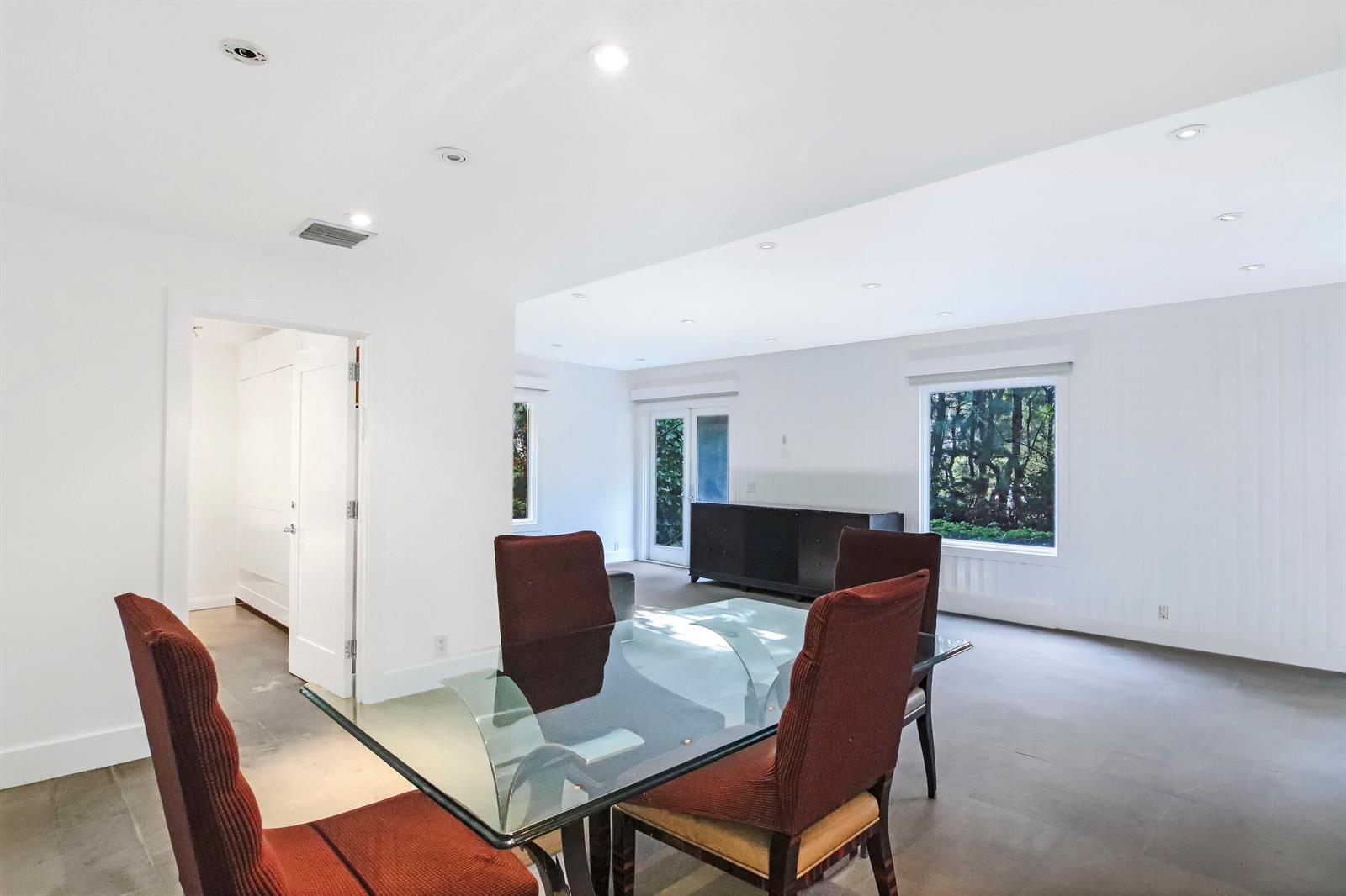 222 Park Avenue, Palm Beach FL 33480 photo 5