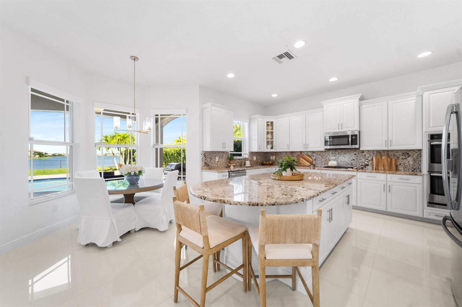 8541 Miralago Way, Parkland FL 33076 photo 3