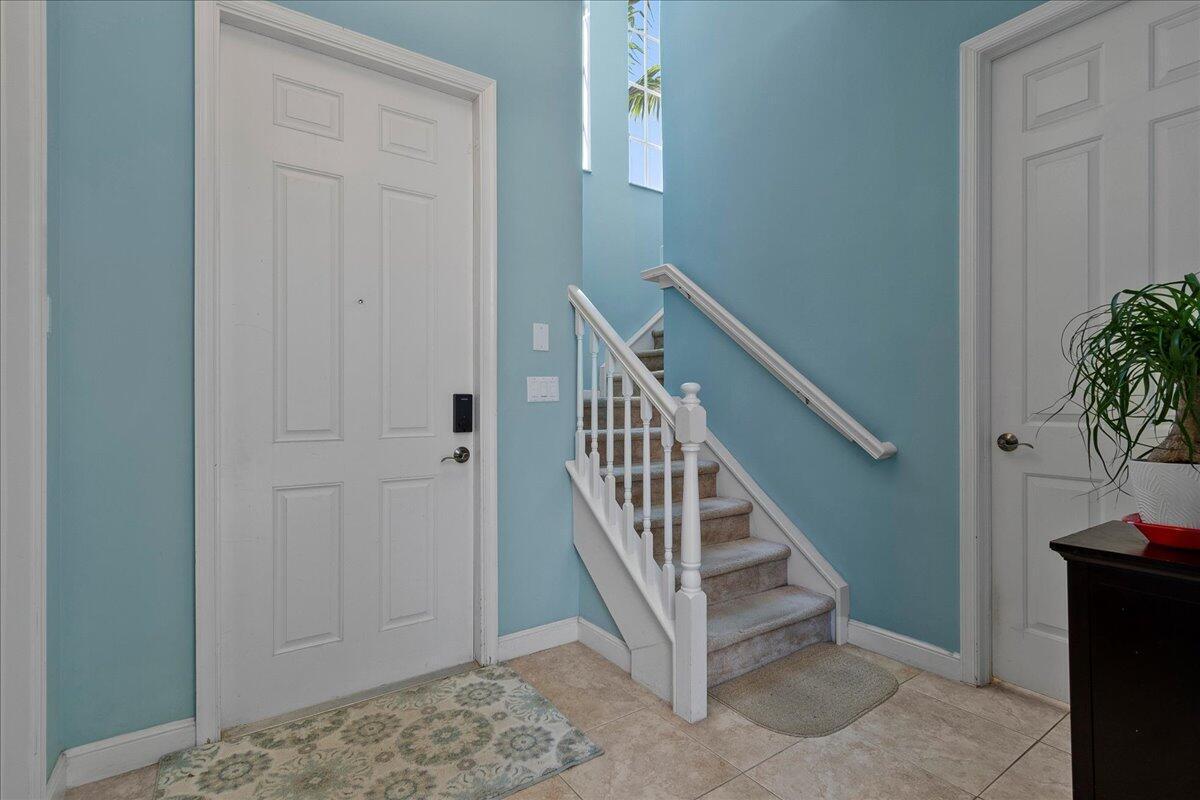 82 Stoney Drive, Palm Beach Gardens FL 33410 photo 2